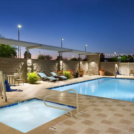 Home2 Suites By Hilton Glendale Westgate Extérieur photo