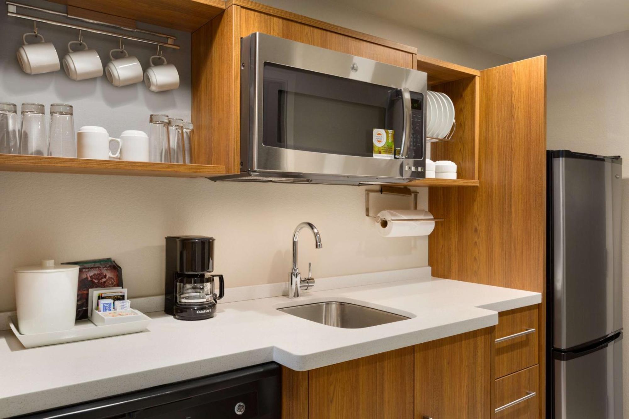 Home2 Suites By Hilton Glendale Westgate Extérieur photo