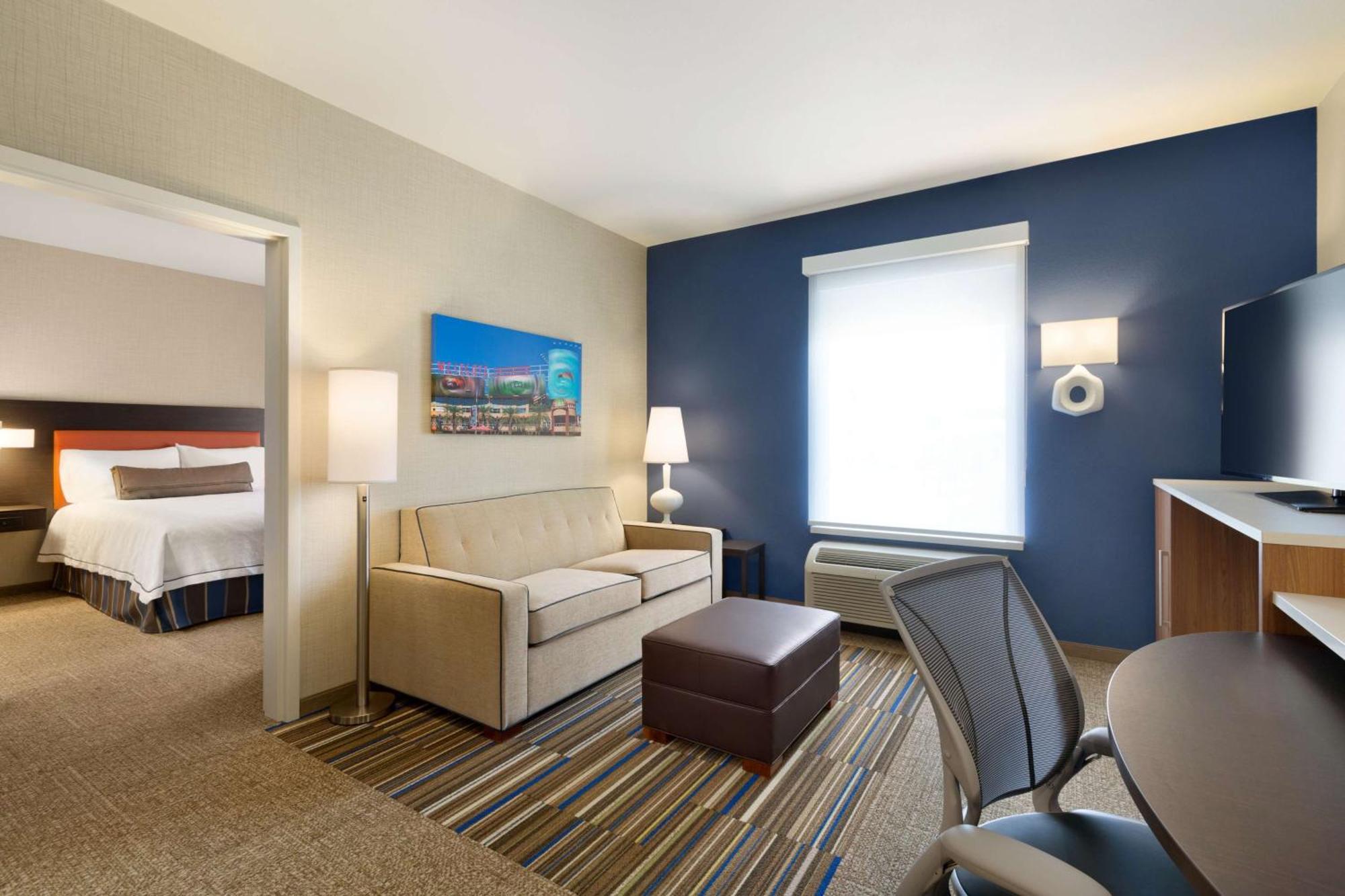 Home2 Suites By Hilton Glendale Westgate Extérieur photo