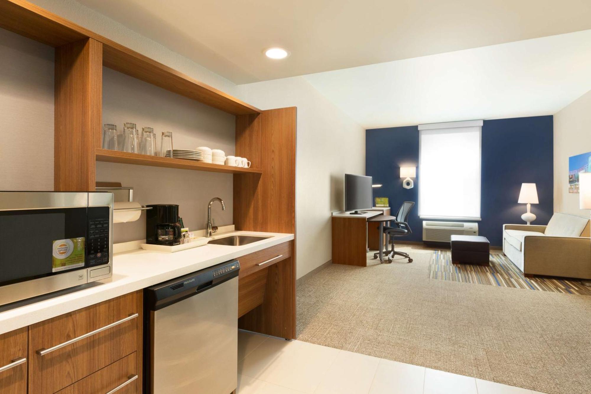 Home2 Suites By Hilton Glendale Westgate Extérieur photo